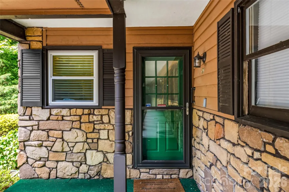 27 Unity Court Etowah, NC 28729