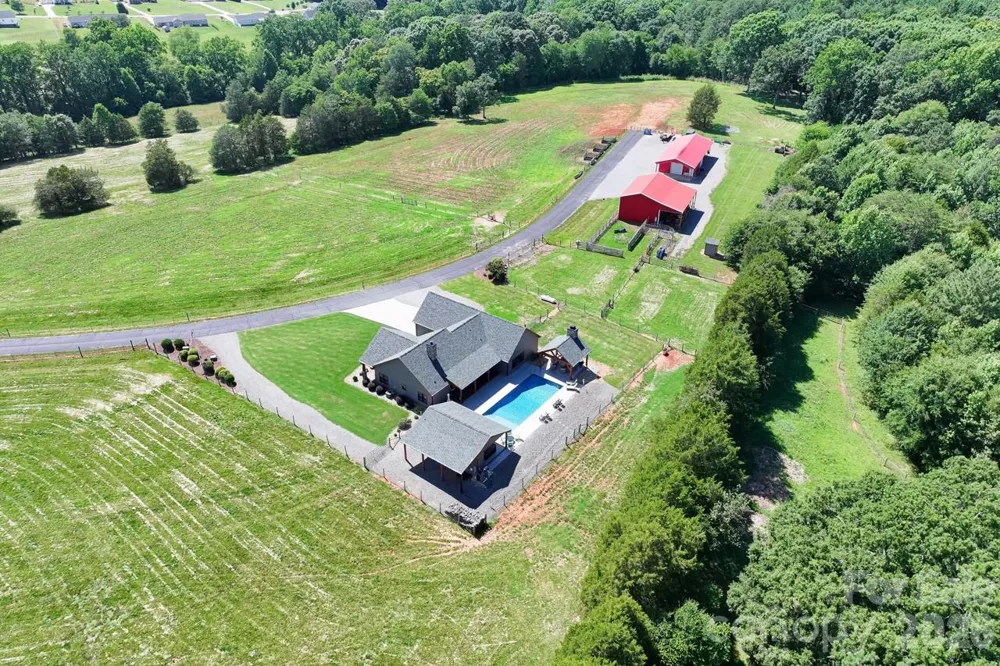 178 Key Farmstead Lane Lincolnton, NC 28092