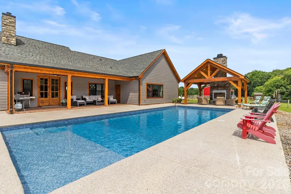 178 Key Farmstead Lane Lincolnton, NC 28092