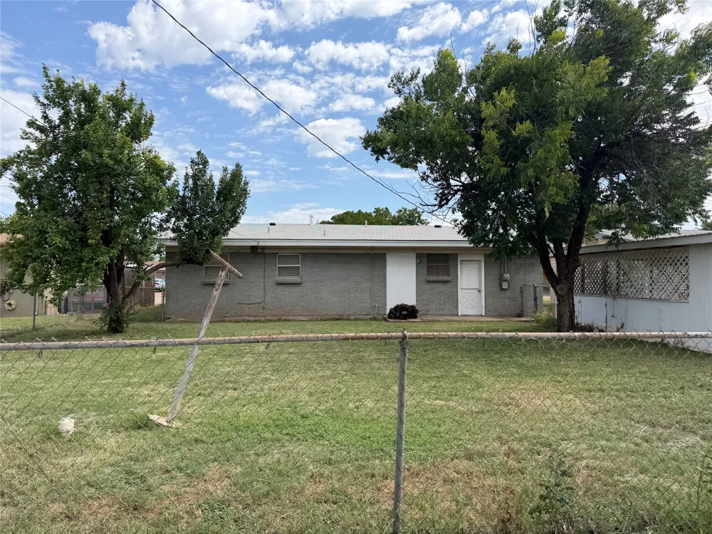 5226 Lamesa Avenue Abilene, TX 79605