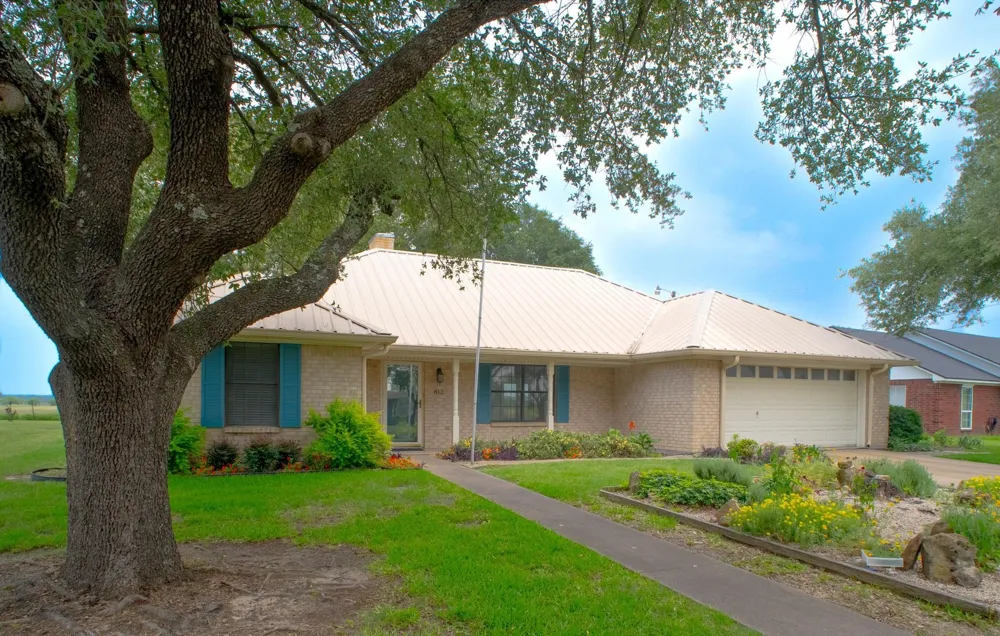 812 Crestline Drive Mexia, TX 76667