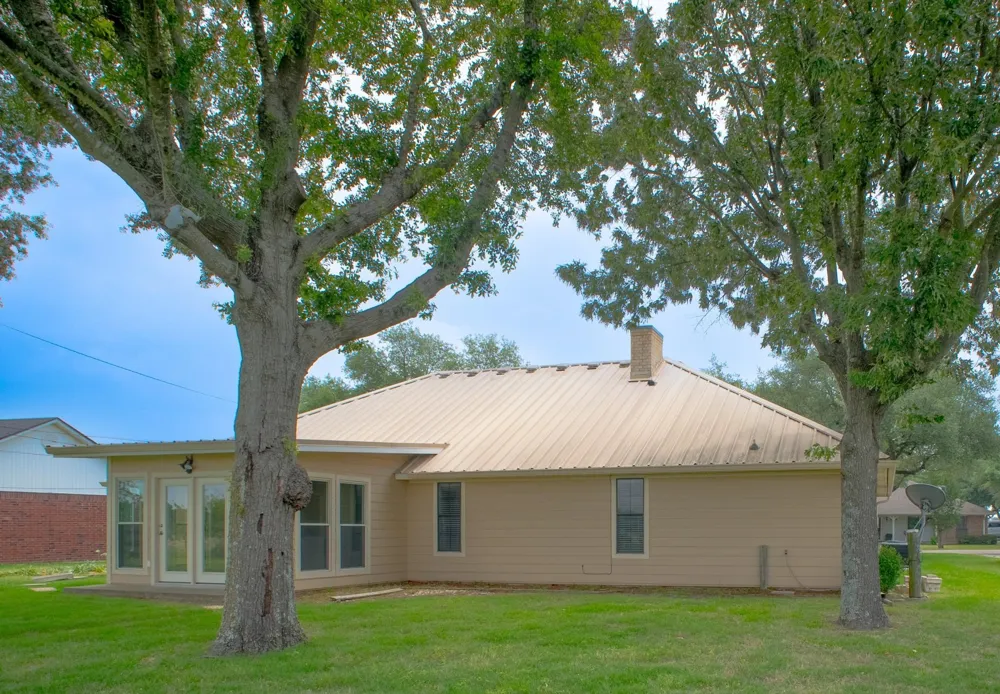 812 Crestline Drive Mexia, TX 76667