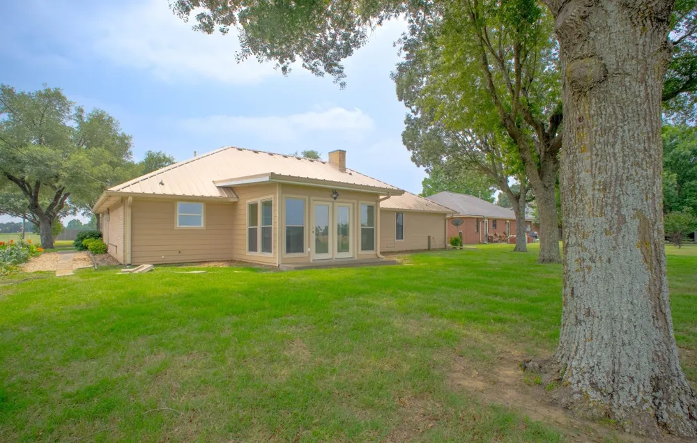 812 Crestline Drive Mexia, TX 76667