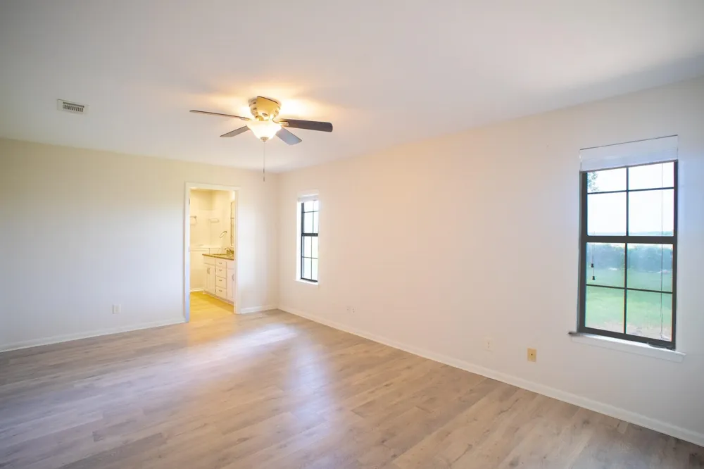 812 Crestline Drive Mexia, TX 76667