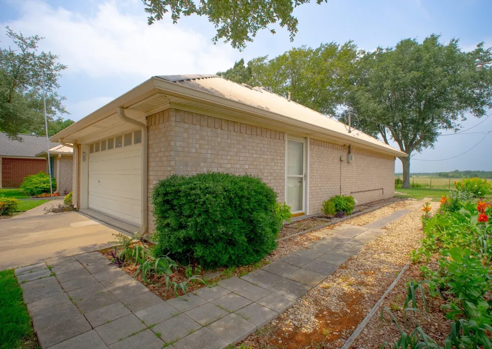812 Crestline Drive Mexia, TX 76667