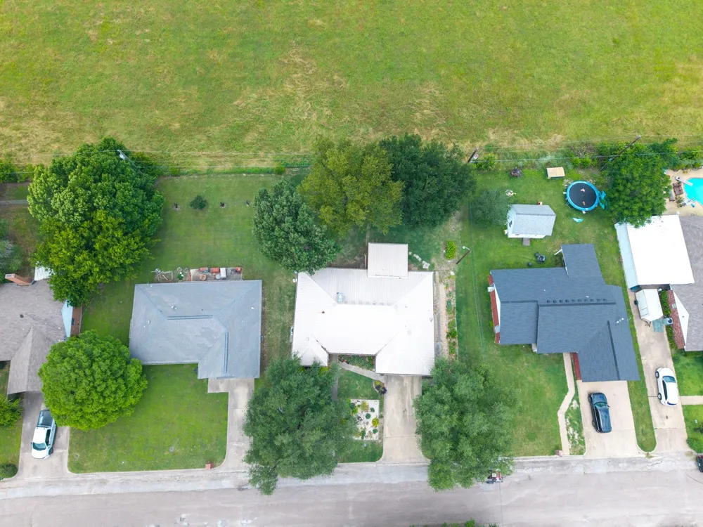 812 Crestline Drive Mexia, TX 76667
