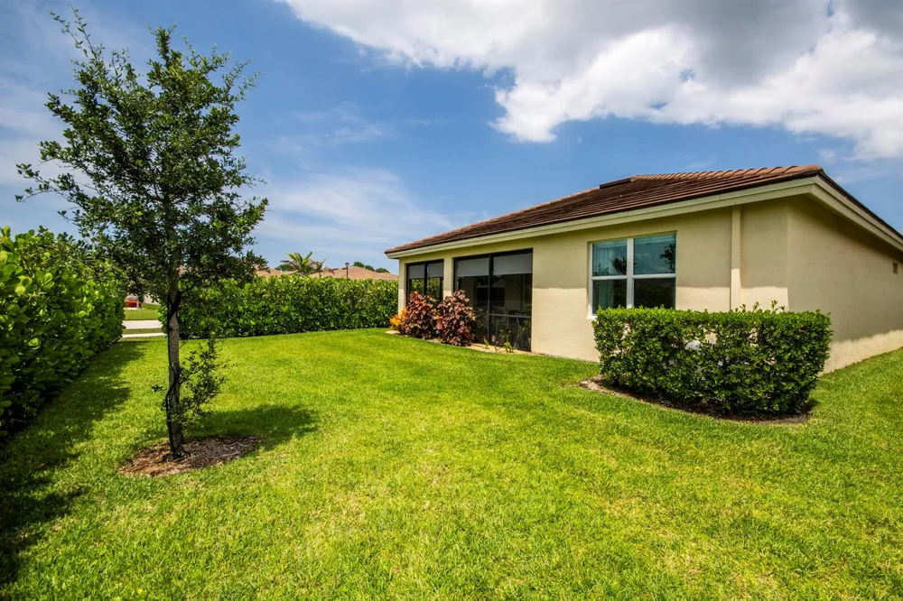 4720 NW Exchange Avenue Jensen Beach, FL 34957