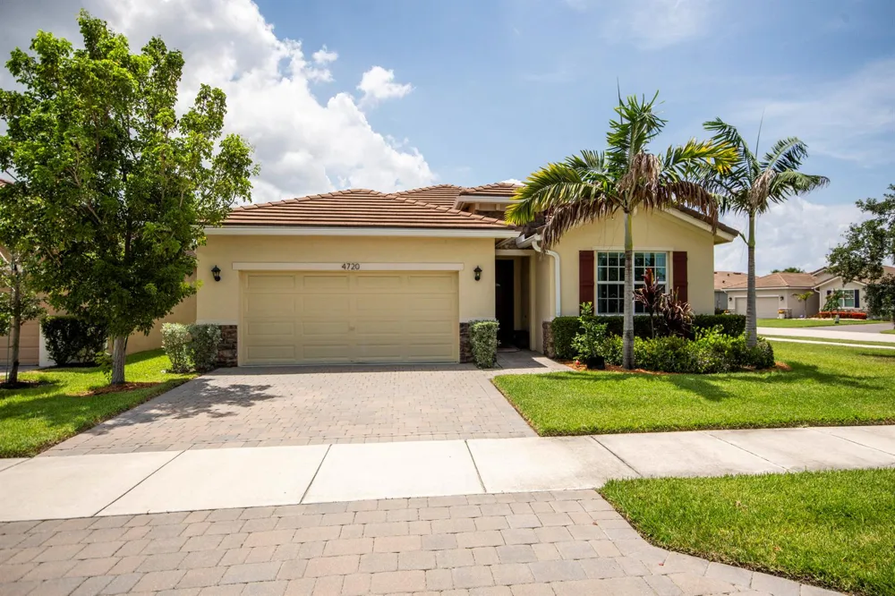 4720 NW Exchange Avenue Jensen Beach, FL 34957