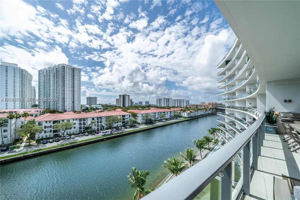 3250 NE 188th St #606 Aventura, FL 33180
