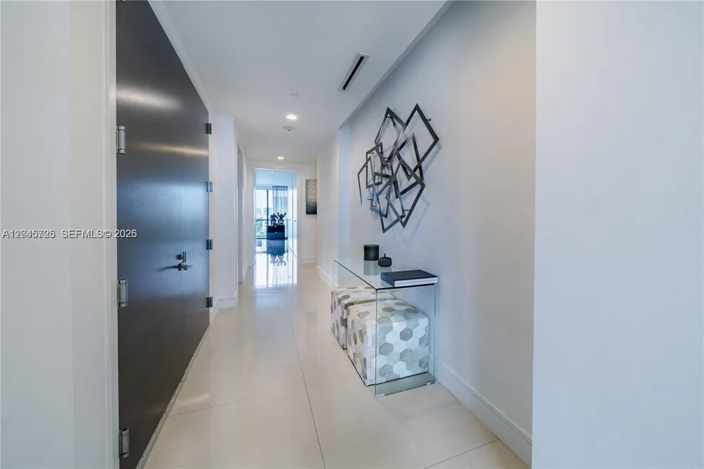 3250 NE 188th St #606 Aventura, FL 33180