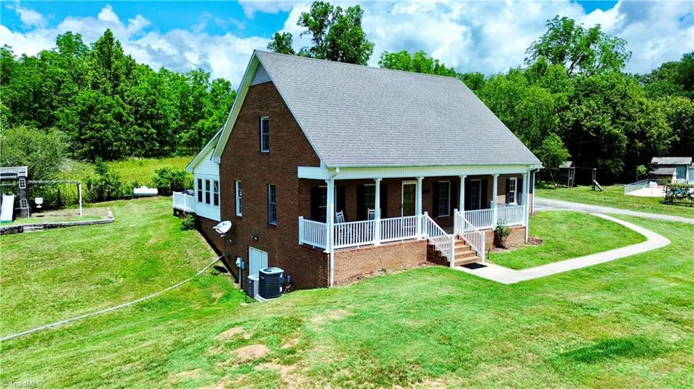 198 Captain Day Road Ronda, NC 28670