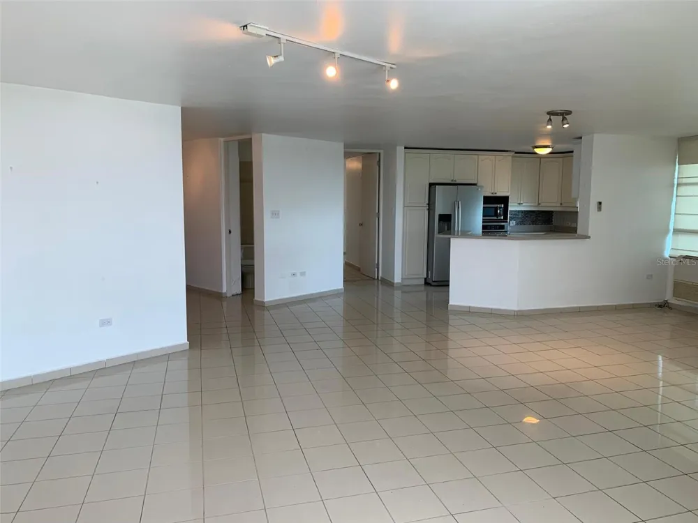 550 AVENIDA CONSTITUCION #810 San Juan, PR 00901
