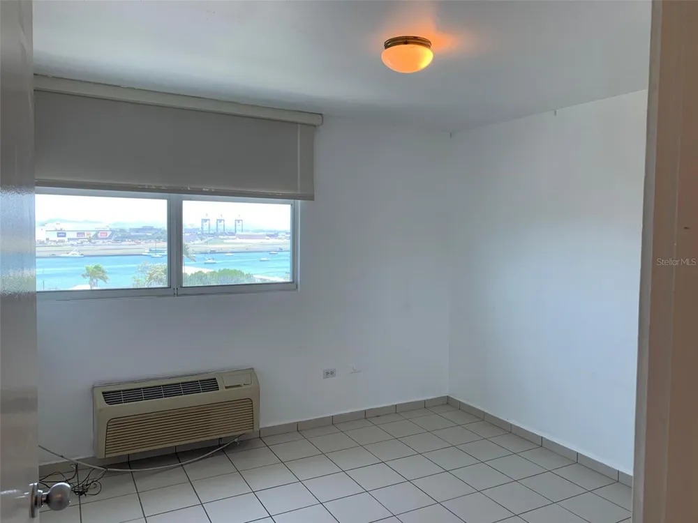 550 AVENIDA CONSTITUCION #810 San Juan, PR 00901