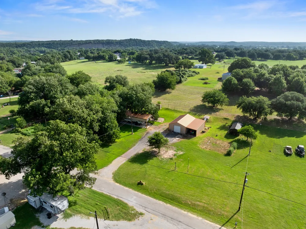 800 River View Road Millsap, TX 76066