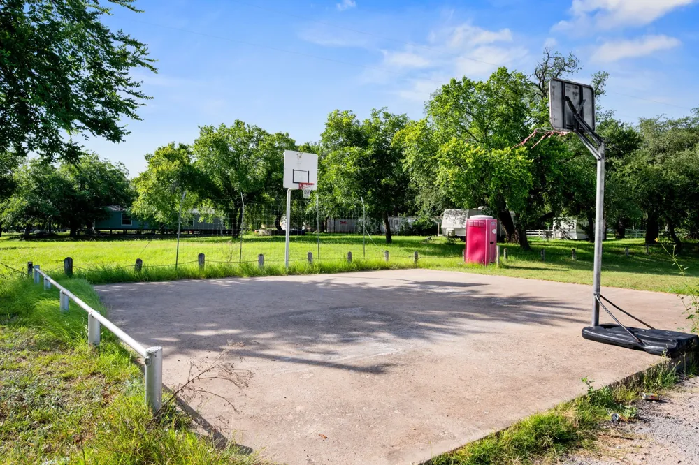 800 River View Road Millsap, TX 76066