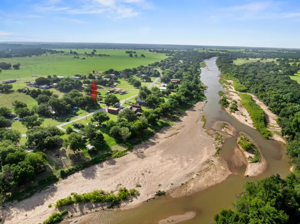 800 River View Road Millsap, TX 76066