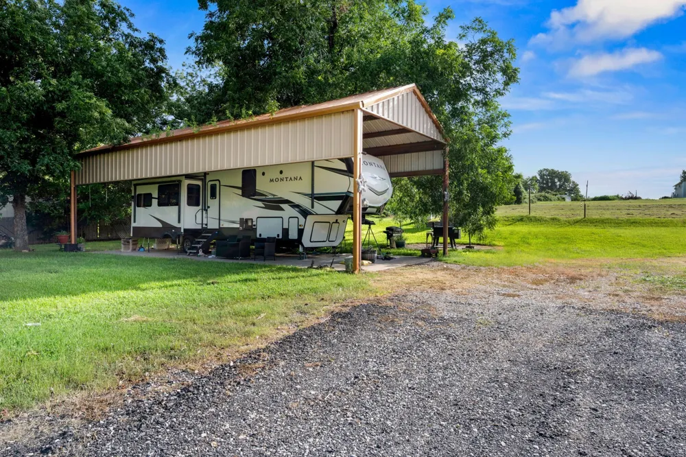 800 River View Road Millsap, TX 76066