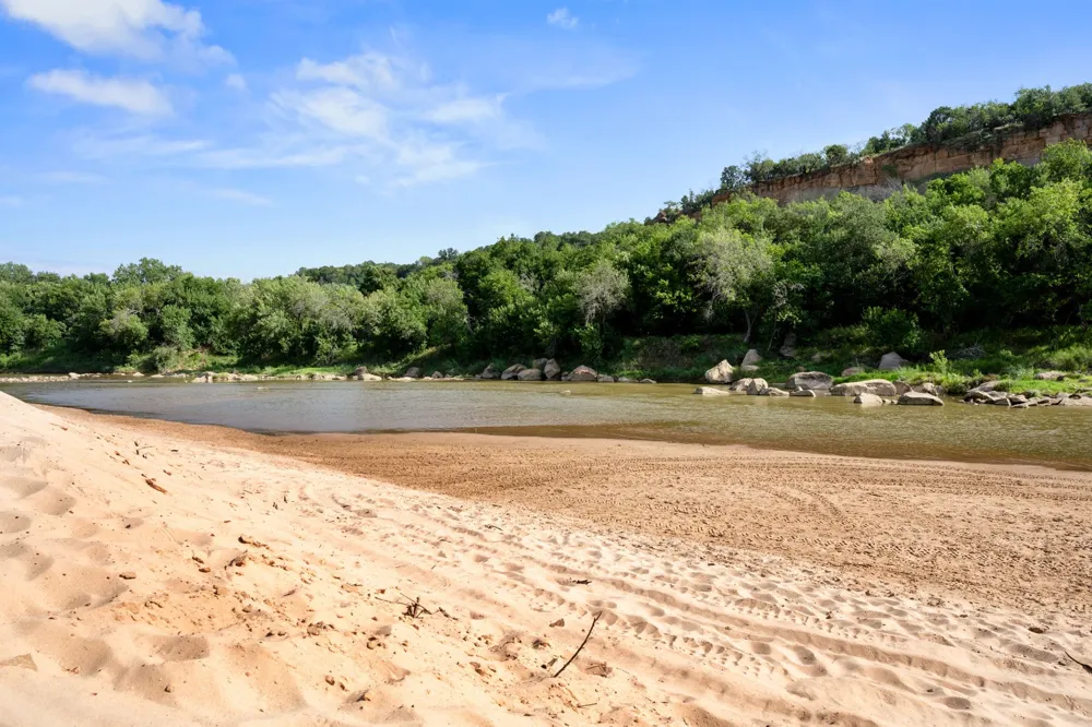 800 River View Road Millsap, TX 76066
