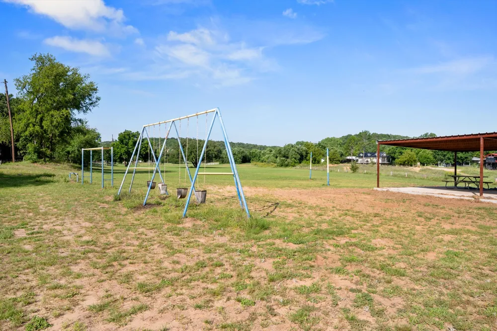 800 River View Road Millsap, TX 76066