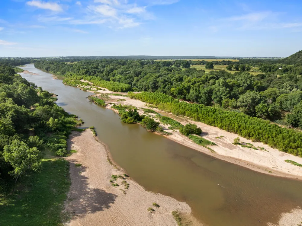 800 River View Road Millsap, TX 76066