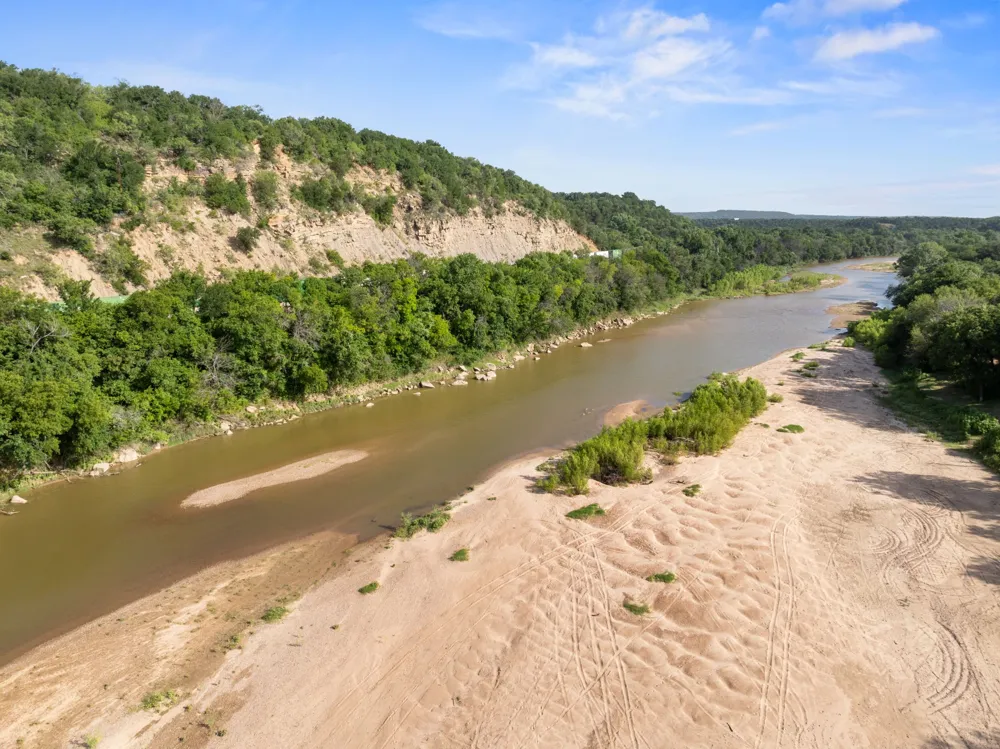 800 River View Road Millsap, TX 76066