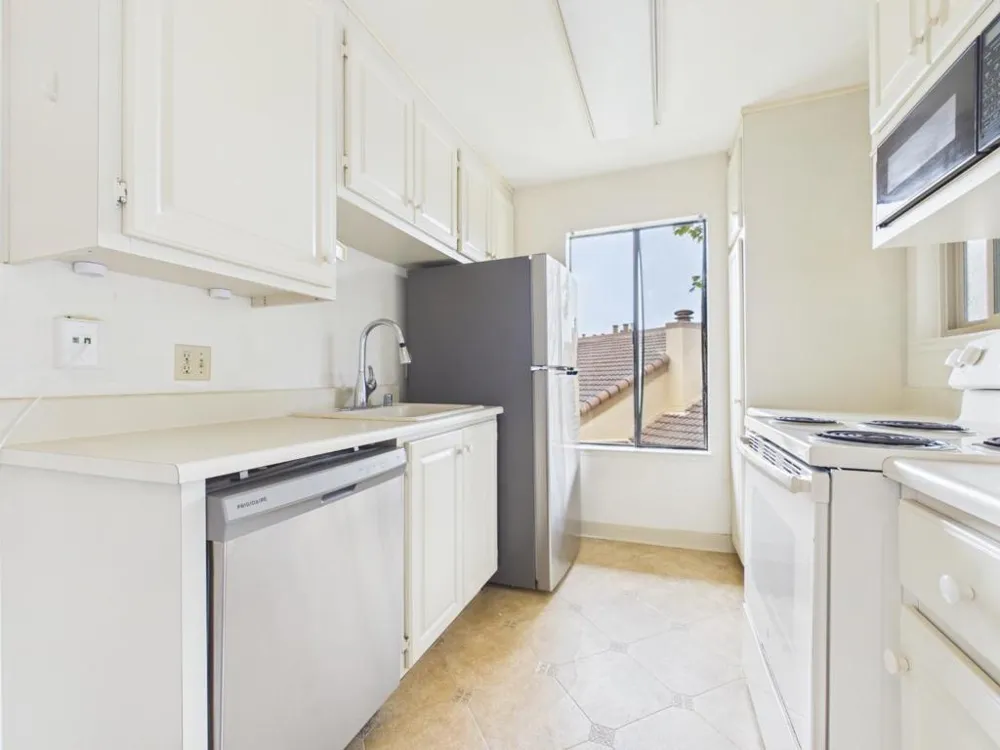 4202 Golden Oaks Lane #4202 Monterey, CA 93940