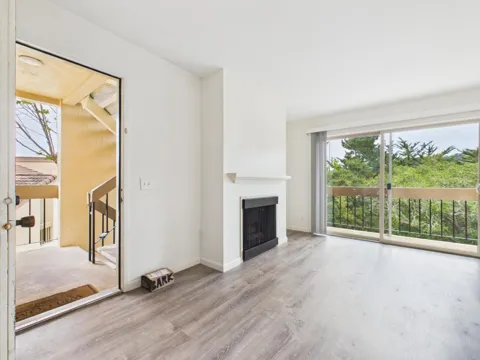4202 Golden Oaks Lane #4202
