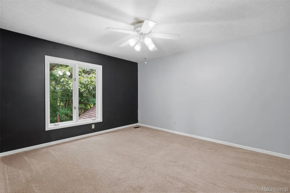 5336 Urbana Drive Genoa Township, MI 48116