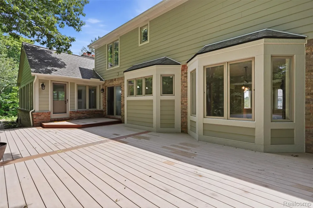 5336 Urbana Drive Genoa Township, MI 48116