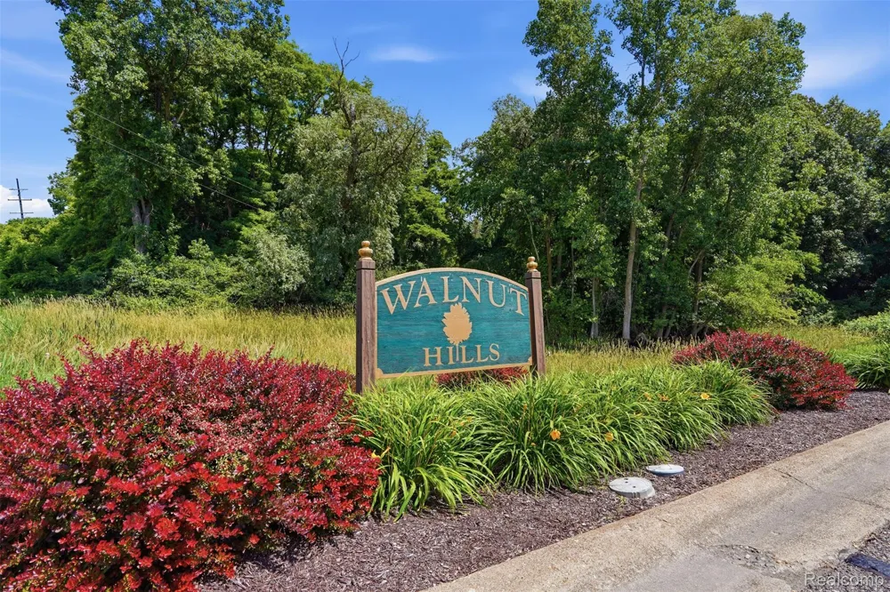 5336 Urbana Drive Genoa Township, MI 48116