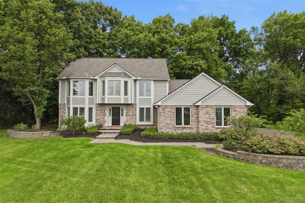5336 Urbana Drive Genoa Township, MI 48116