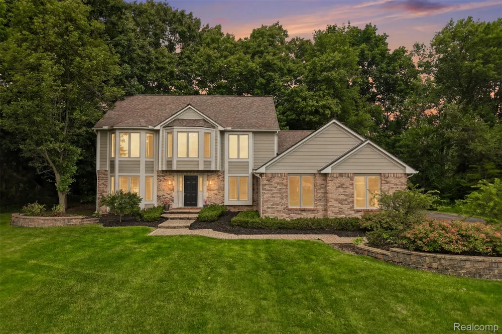 5336 Urbana Drive Genoa Township, MI 48116