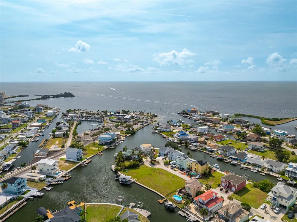 6520 LOUISE COURT Hudson, FL 34667