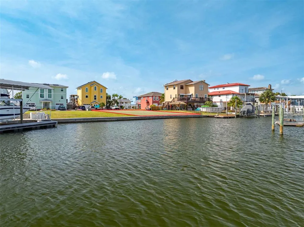 6520 LOUISE COURT Hudson, FL 34667