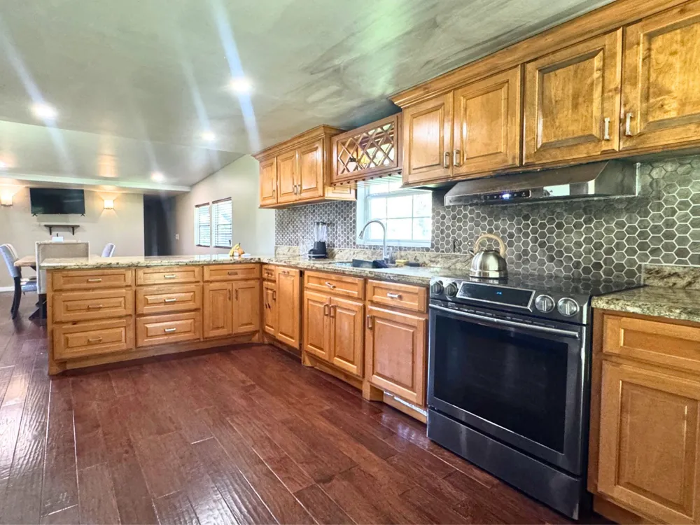 12828 State Highway 36 S Caldwell, TX 77836