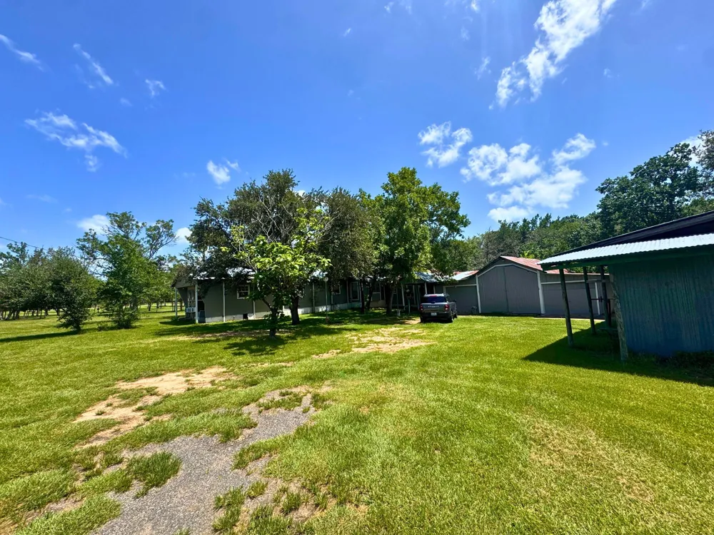 12828 State Highway 36 S Caldwell, TX 77836