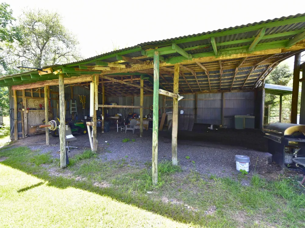 12828 State Highway 36 S Caldwell, TX 77836