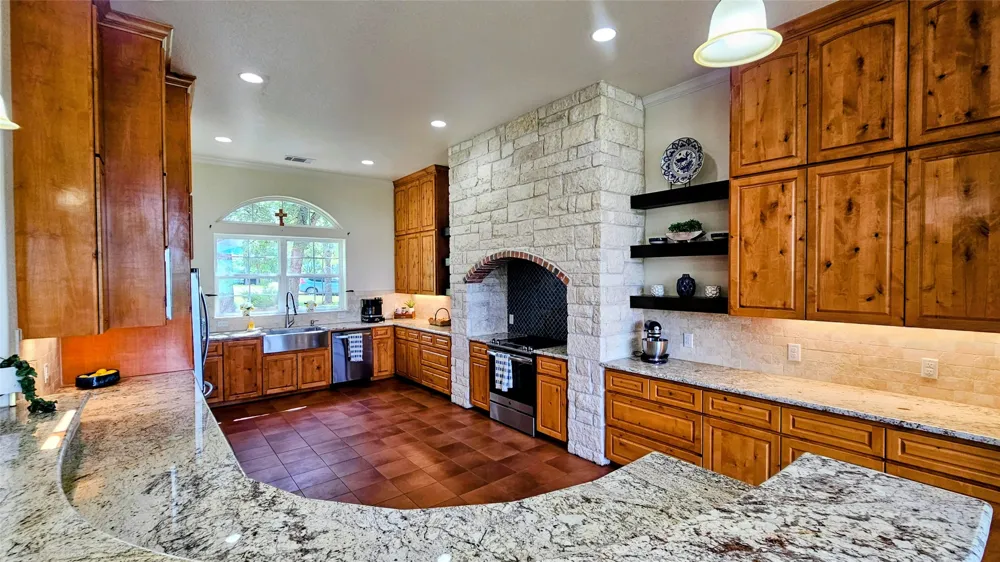 189 Moccasin Canyon Cedar Creek, TX 78612