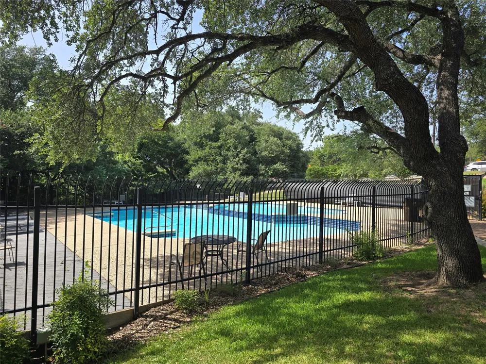 1015 Yager Lane #184 Austin, TX 78753