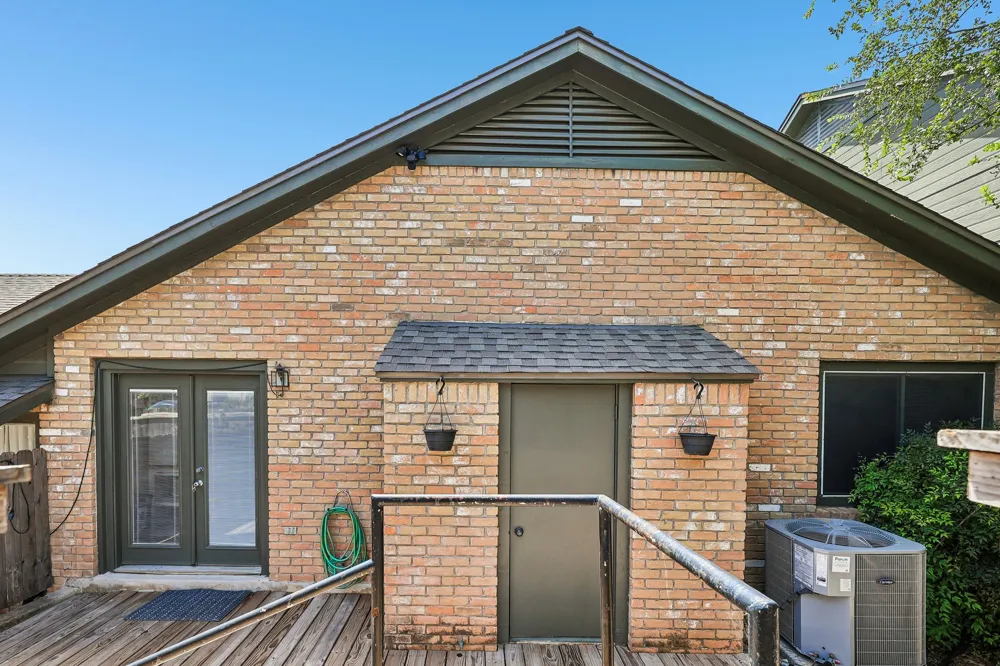 1015 Yager Lane #184 Austin, TX 78753