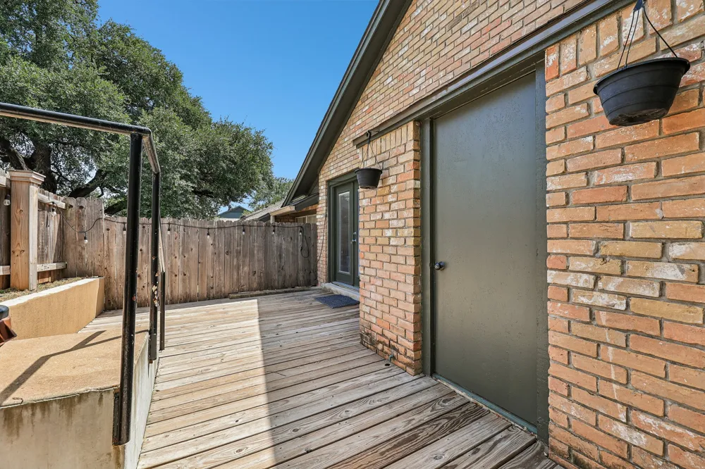 1015 Yager Lane #184 Austin, TX 78753