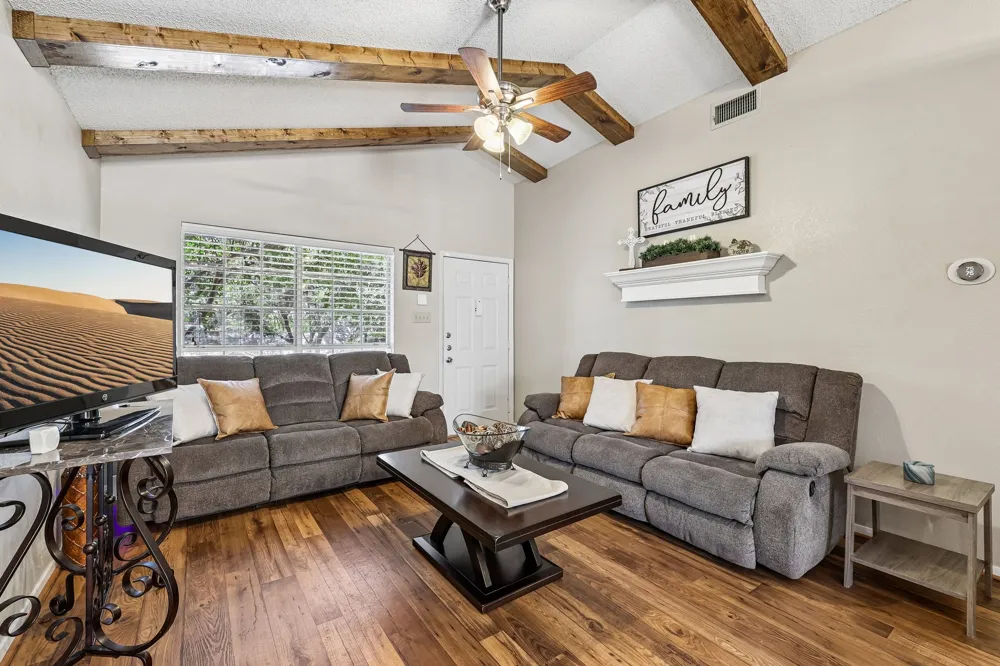1015 Yager Lane #184 Austin, TX 78753