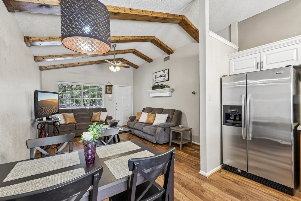 1015 Yager Lane #184 Austin, TX 78753
