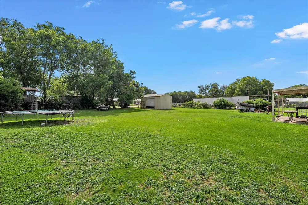 1002 Caron Street Robinson, TX 76706