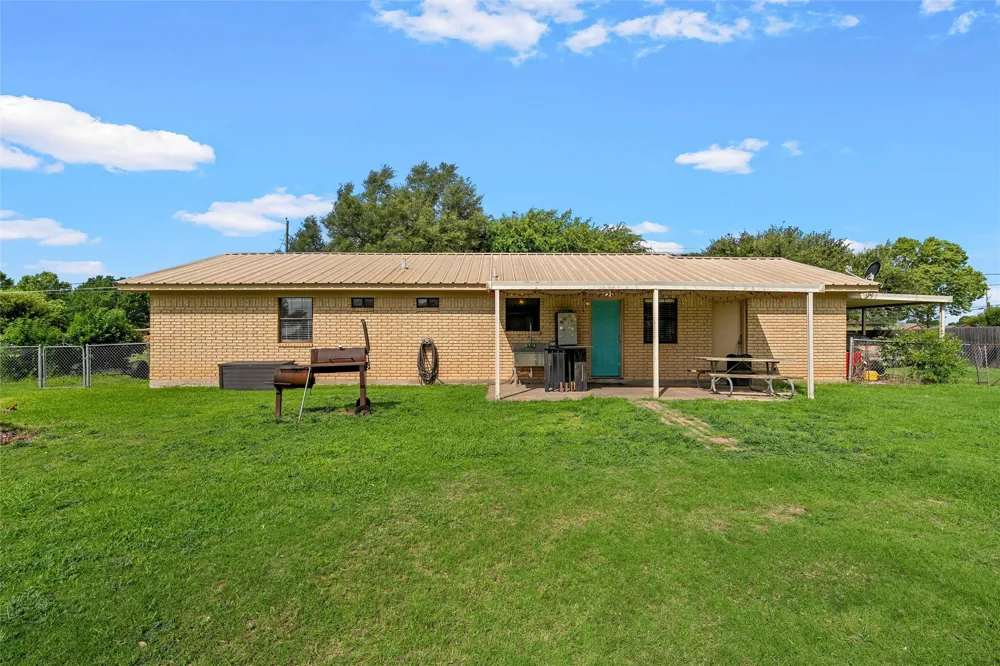 1002 Caron Street Robinson, TX 76706