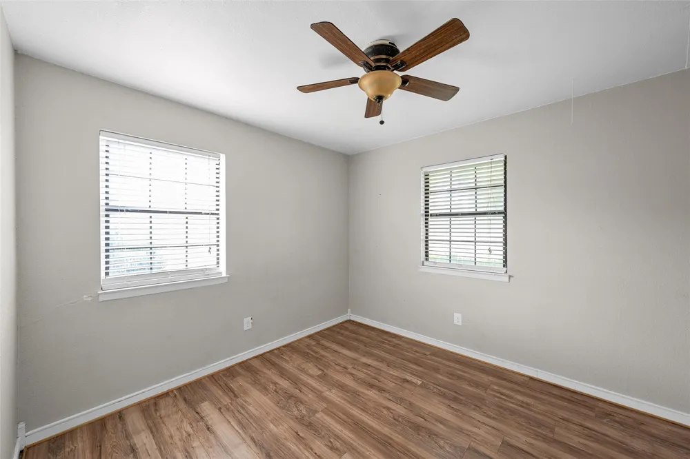 1002 Caron Street Robinson, TX 76706