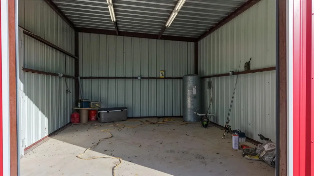 60 Jackrabbit Lane Bryan, TX 77808