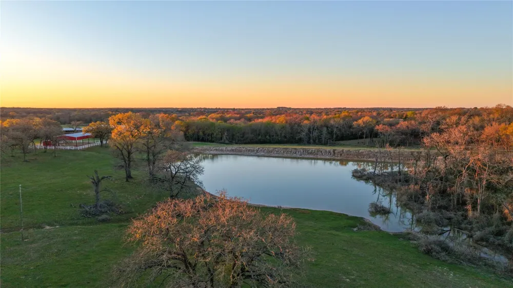 60 Jackrabbit Lane Bryan, TX 77808