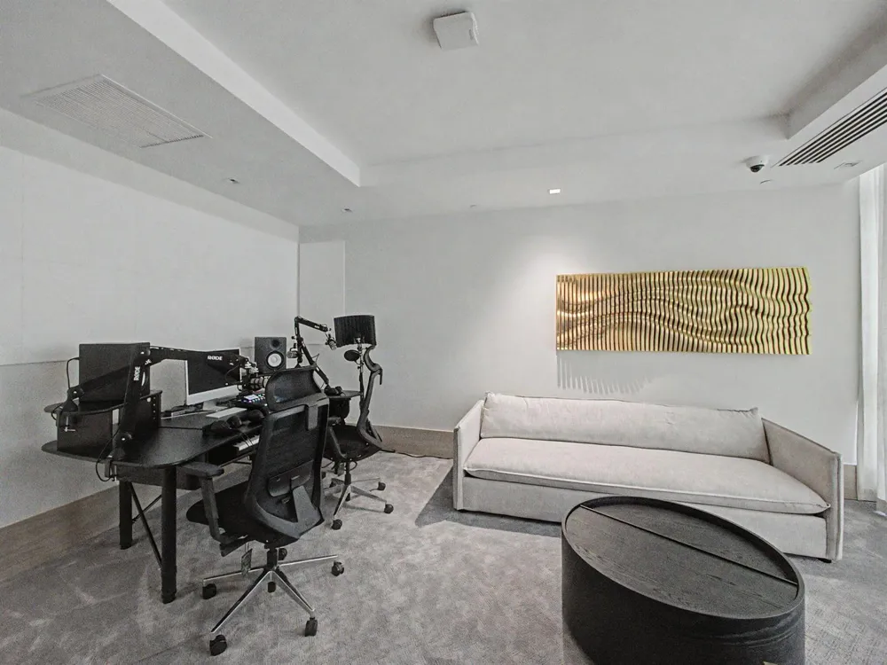 220 Lake Shore Drive #621 Lake Park, FL 33403