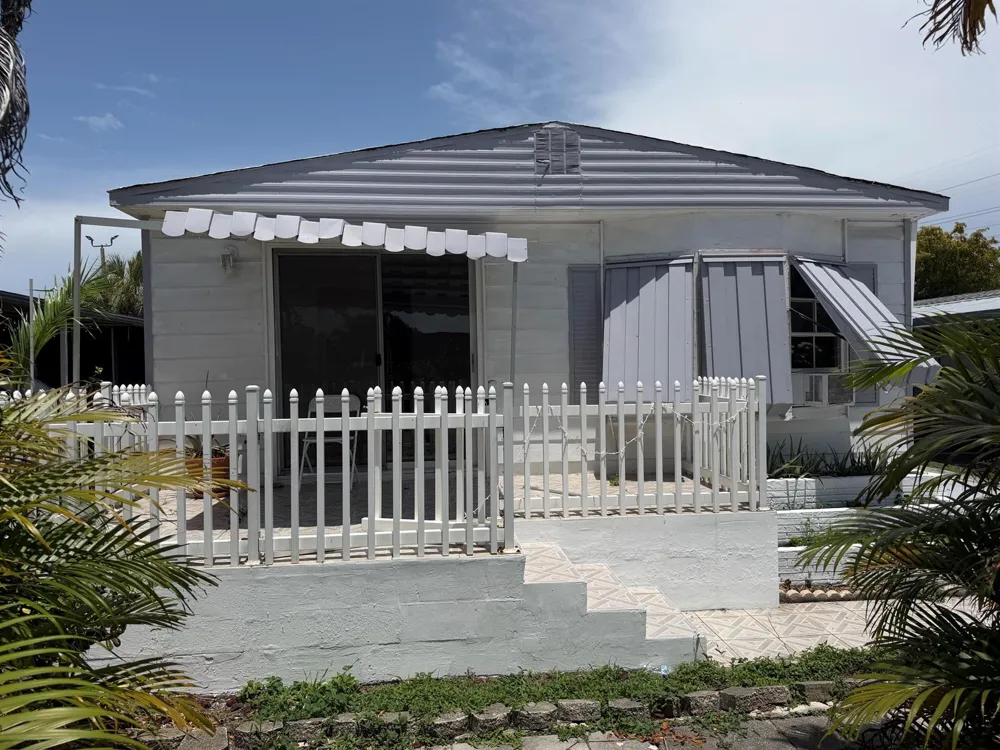5300 SW 22nd Avenue Dania Beach, FL 33312